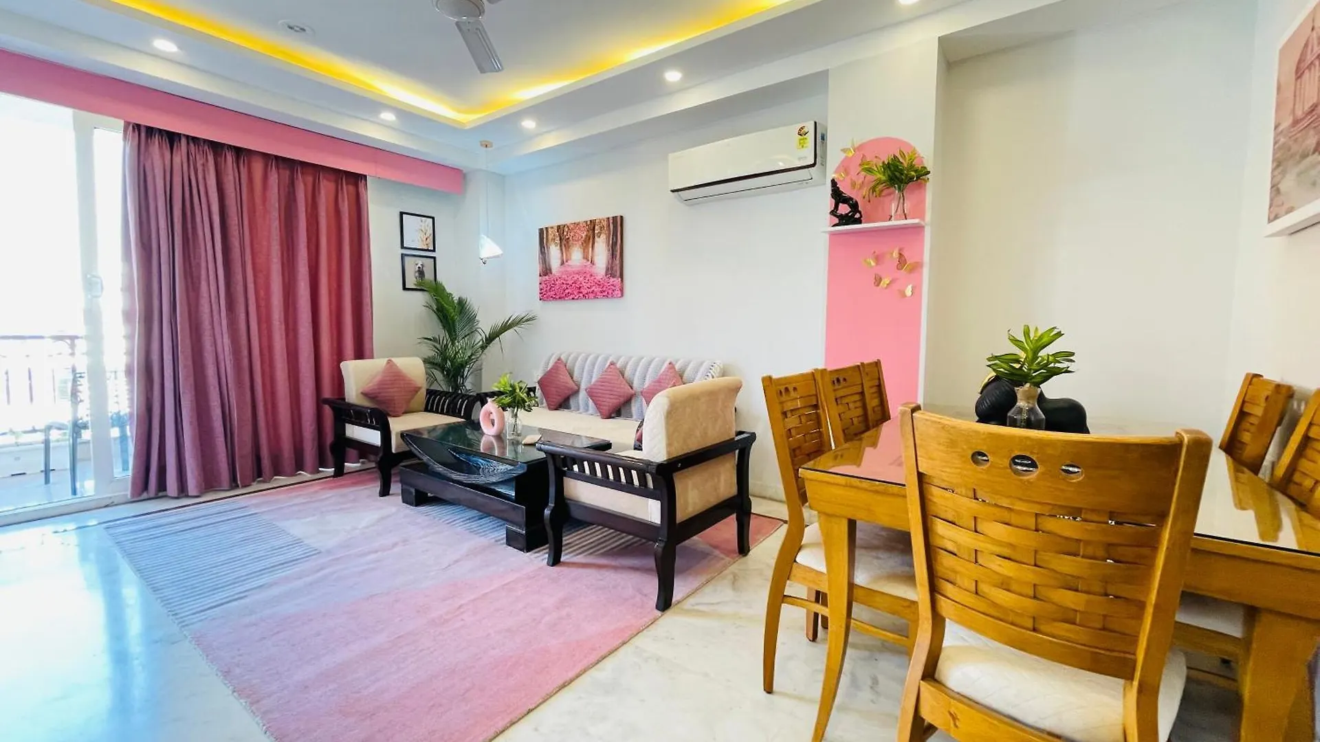 Bedchambers Medicity Serviced Apartments In Gurgaon Hindistan