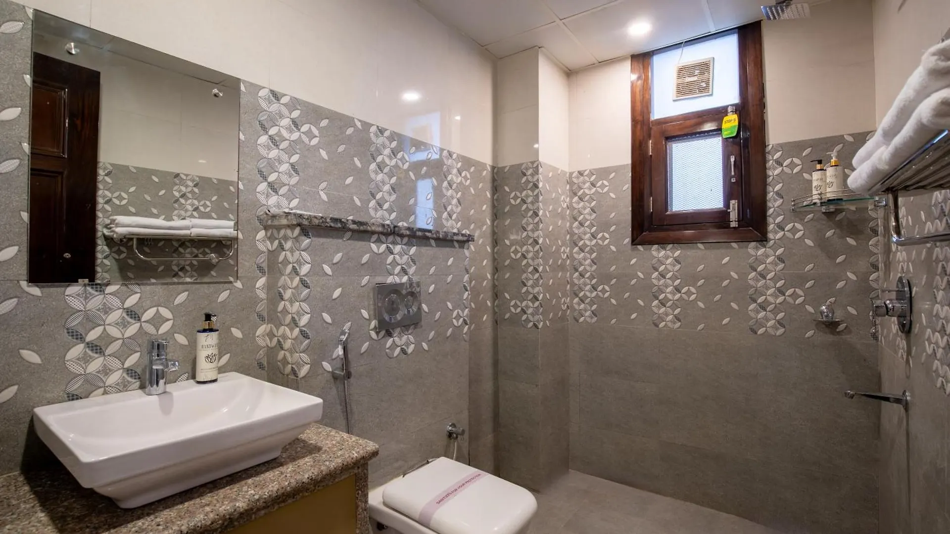 Bedchambers Medicity Serviced Apartments In Gurgaon