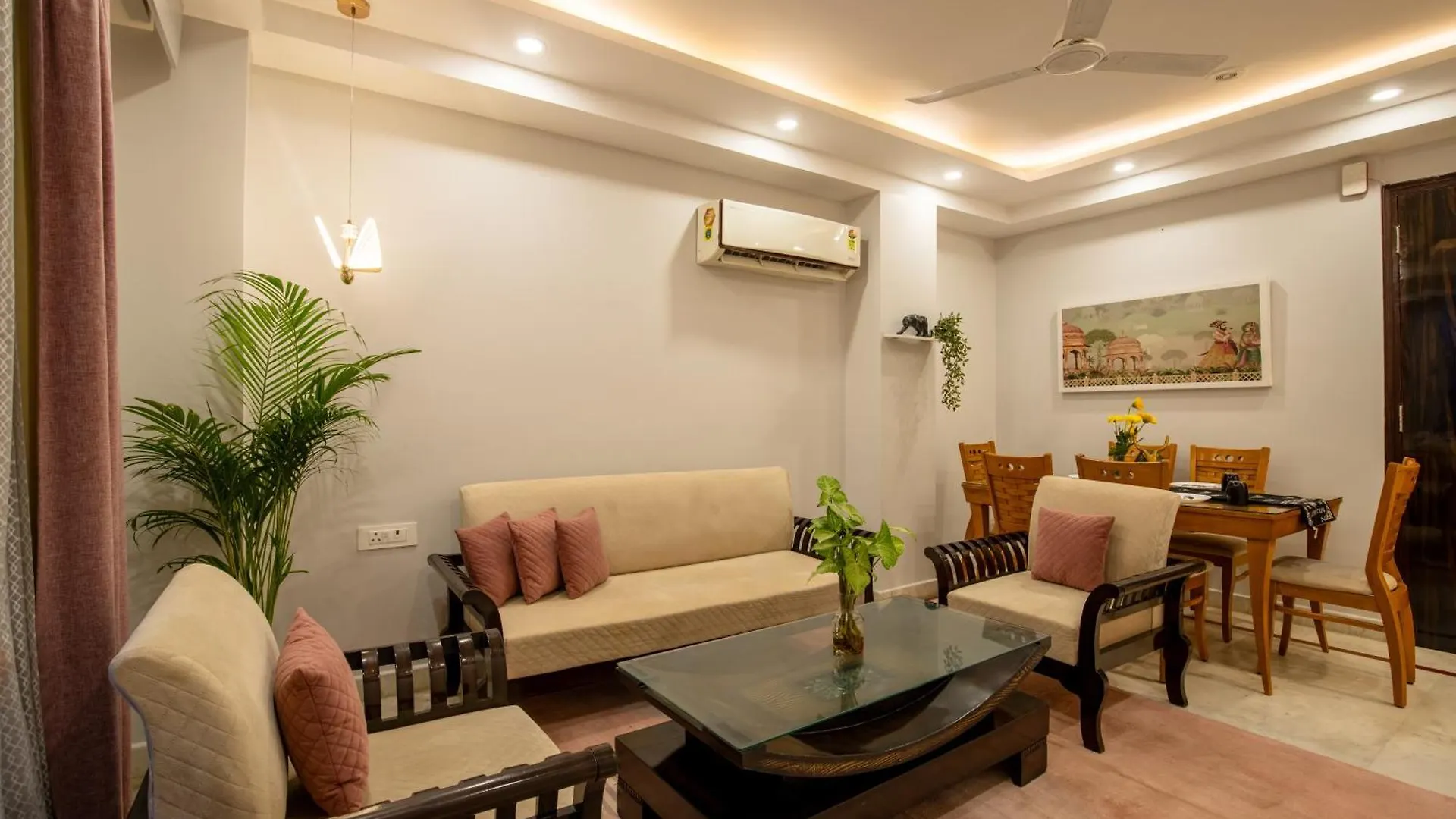Bedchambers Medicity Serviced Apartments In Gurgaon